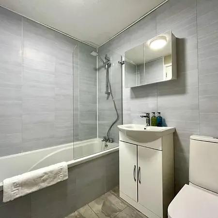 Fab Oxford City Centre Apartment Sleeps 6 With Buitenkant foto